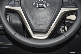 2016款长安CX70 1.6L手动舒适型