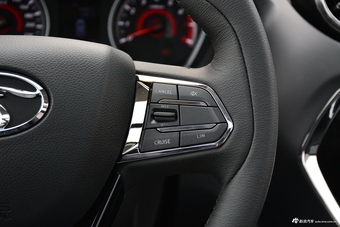 2018款东南DX3 1.5L手动户外版尊贵型