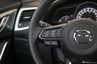 2018款马自达CX-4 2.0L自动两驱蓝天品位版