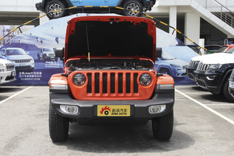 2018款牧马人2.0T自动四门撒哈拉版图片