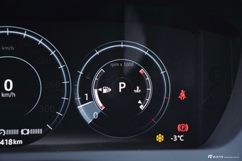 2018款捷豹XEL 2.0T自动250PS尊享版