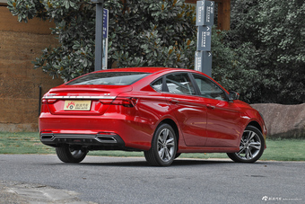 2018款吉利缤瑞1.0T自动缤耀版200T 