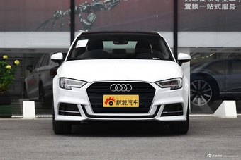 2018款奥迪A3 30周年型1.4T自动Limousine 35 TFSI运动型
