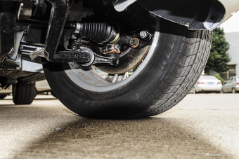 2016款江铃E200舒适型