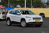 2017款自由光2.4L自动领先版智能包