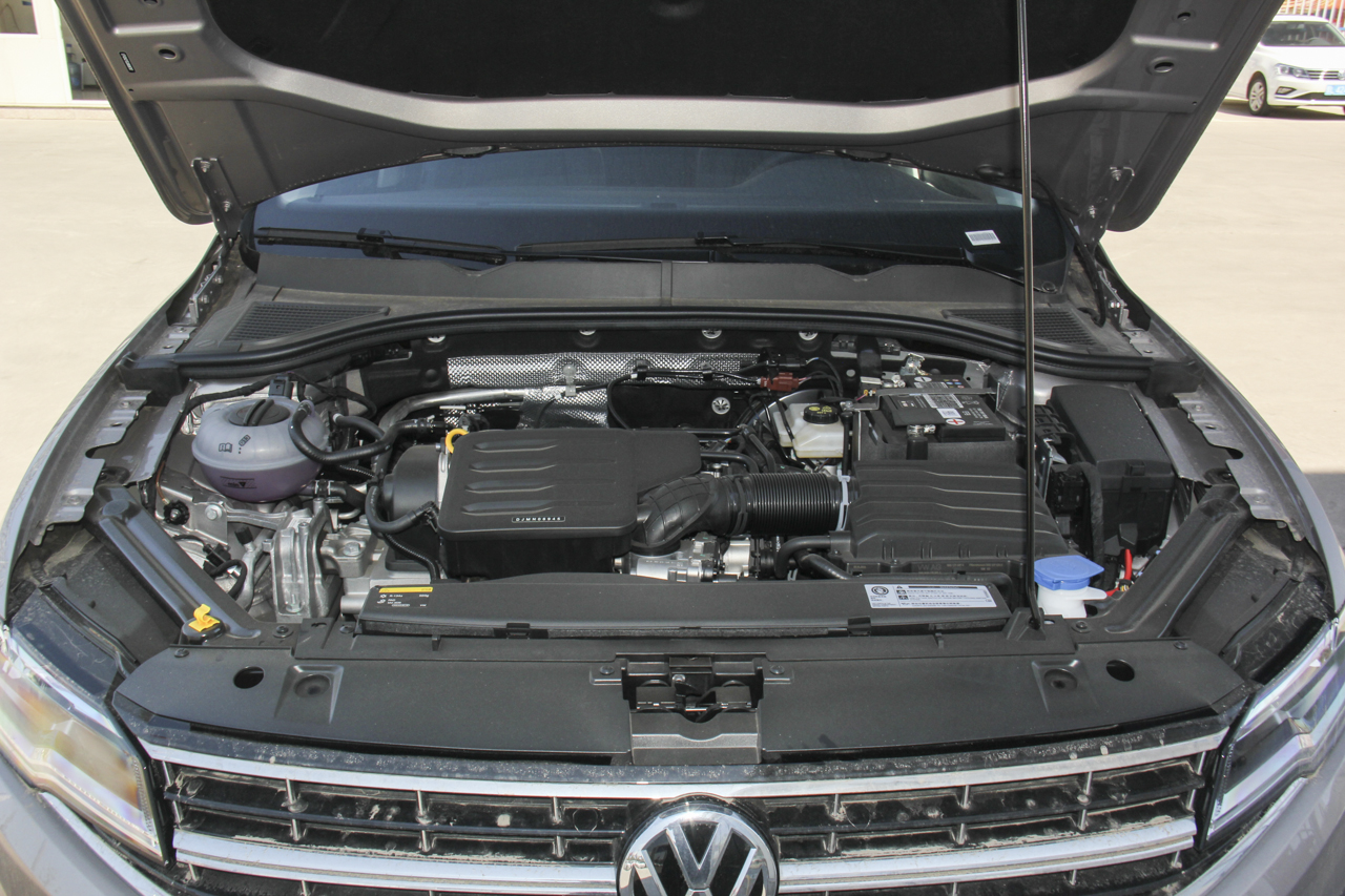 2019款宝来 1.5L自动精英型