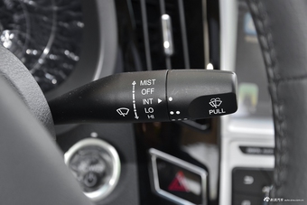 2017款比亚迪e5 300 尊贵型