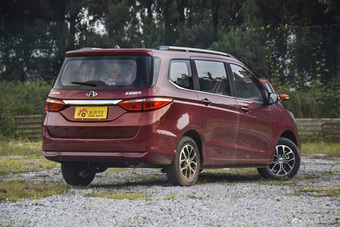 2016款长安欧尚1.5L手动精英型