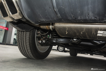 2017款众泰SR9 2.0T自动极致之心版