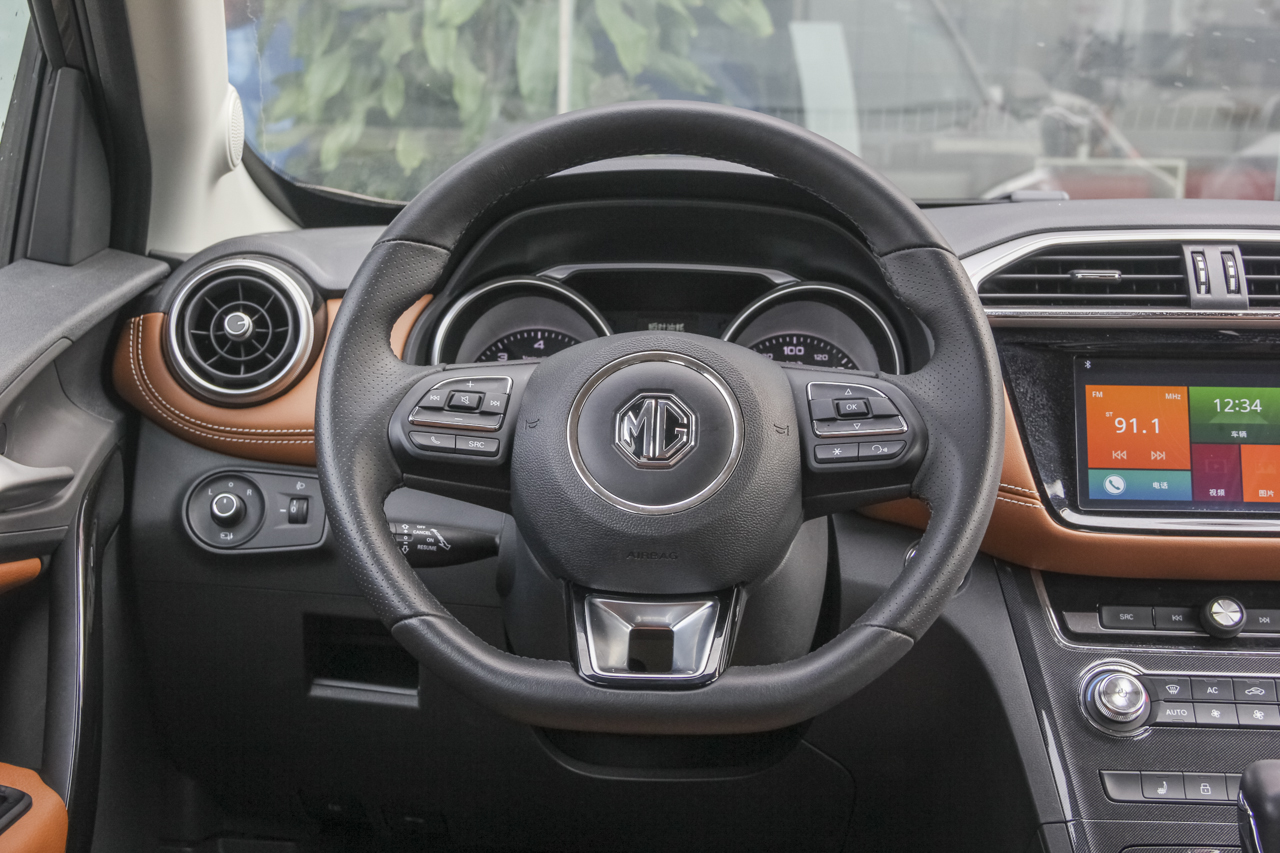  2017款锐腾1.5T 20T自动尊享版