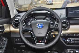 2016款昌河Q35 1.5L自动精英炫智版