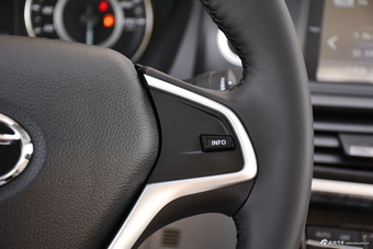 2017款V5菱致1.5L手动新贵型