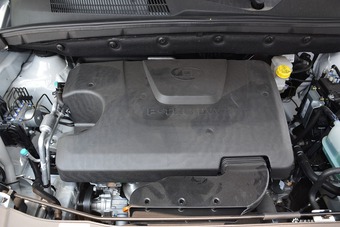 2016款宝骏730 1.5L手动超值版 7座