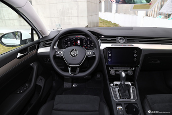 2018款蔚揽2.0T自动两驱畅行版380TSI