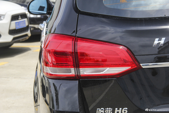 2018款哈弗H6运动版1.5T自动两驱精英型蓝标