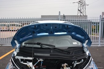 2018款众泰E200 Pro