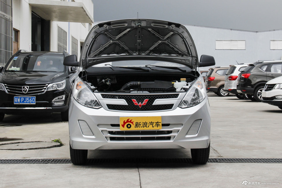 2016款五菱荣光V 1.5L手动实用型