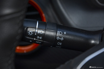 2017款瑞虎3X 1.5L手动都市领先版