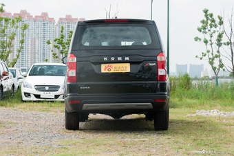 2018款欧尚X70A 1.5L手动标准型