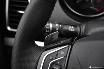 2017款哈弗H6 Coupe 2.0T自动两驱精英型蓝标