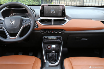 2016款宝骏510 1.5L手动舒适型