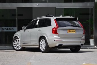 2018款沃尔沃XC90升级版 2.0T自动 T6智雅版