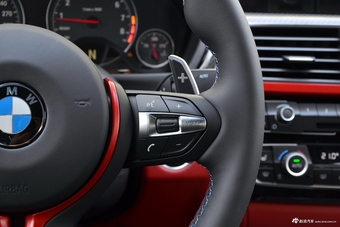 2018款宝马M4 3.0T 双离合双门轿跑车迷限量版