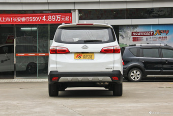 2017款长安欧尚A800 1.5T手动豪享型