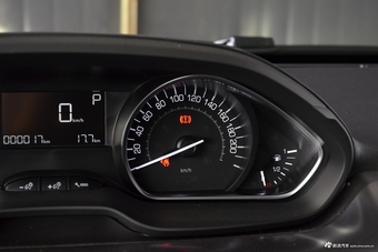 2018款标致2008 1.6L自动互联版