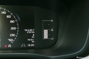 2019款沃尔沃XC60 2.0T自动四驱T5智逸版