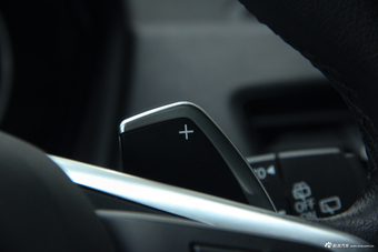 2016款宝马X1 2.0T自动xDrive25Li豪华型