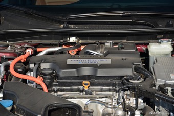 2016款本田雅阁混动2.0L自动锐尊版宝石红