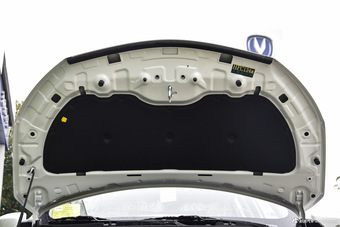 2016款长安CS15 1.5L手动尊贵版