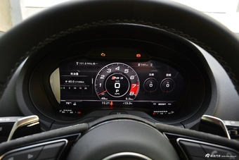 2017款奥迪RS3 2.5T Limousine自动