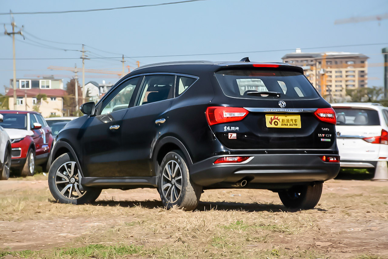 2016款东风风光580 1.5T自动豪华型CVT