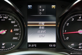 2017款奔驰GLC300 2.0T自动 4MATIC豪华型