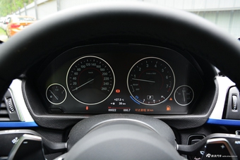 2017款宝马4系2.0T自动425i Gran Coupe尊享型M运动套装