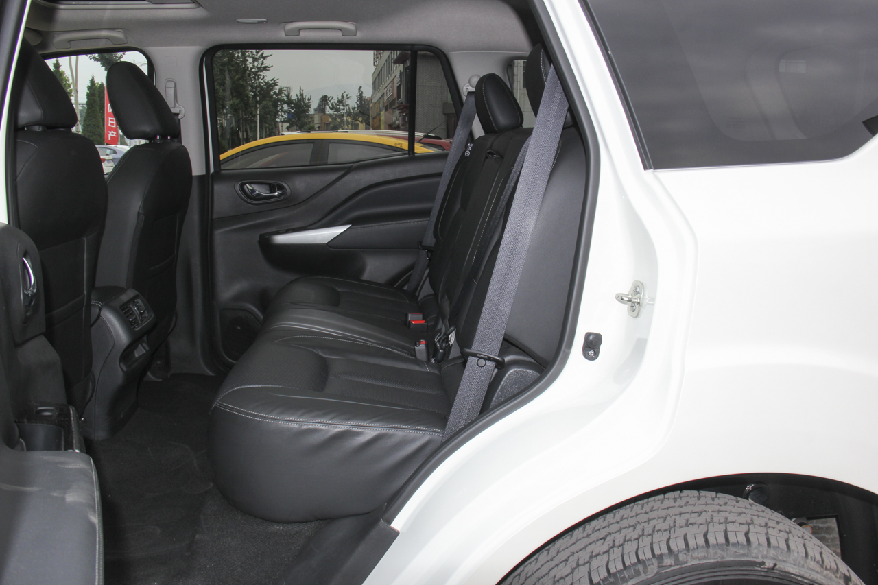 2018款途达 2.5L自动四驱旗舰版