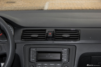 2016款桑塔纳1.6L手动风尚版