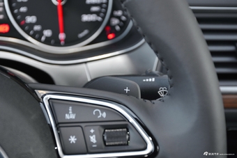 2018款奥迪A6L 30周年年型 45 TFSI quattro 豪华型