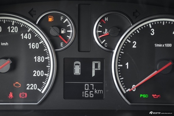 2014款金杯阁瑞斯2.7L自动旗舰型加长9座