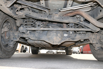 2018款普拉多3.5L自动TX-L后挂备胎