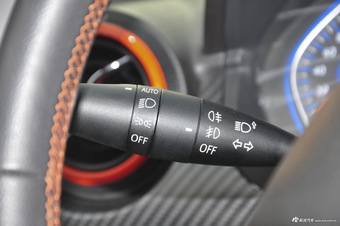 2016款北汽新能源EX200乐酷版