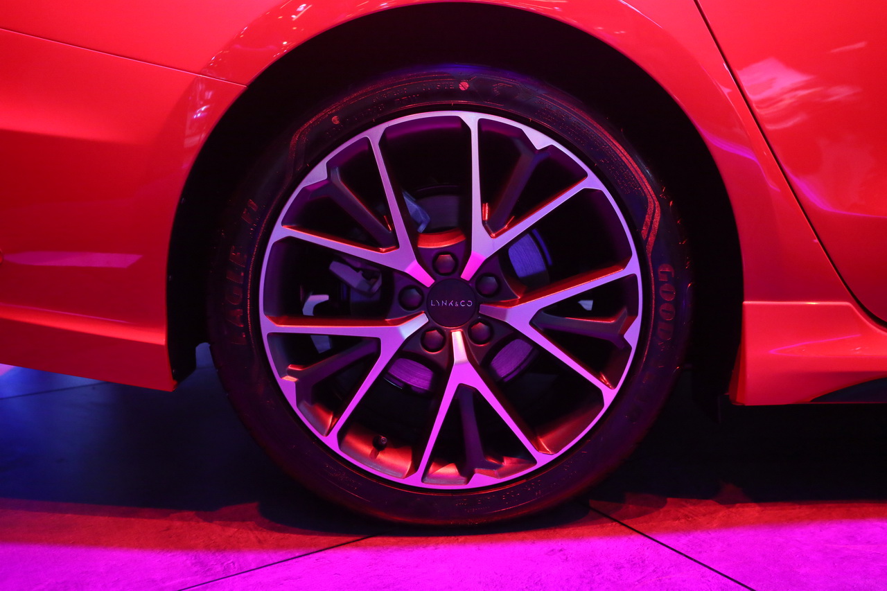 2018广州车展实拍：领克03新能源