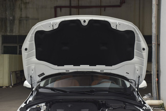 2018款沃尔沃S60L 2.0T自动T5智驭版 