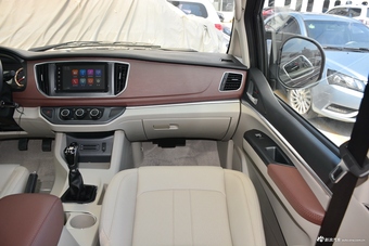 2018款菱智M5L 1.6L手动7座豪华型