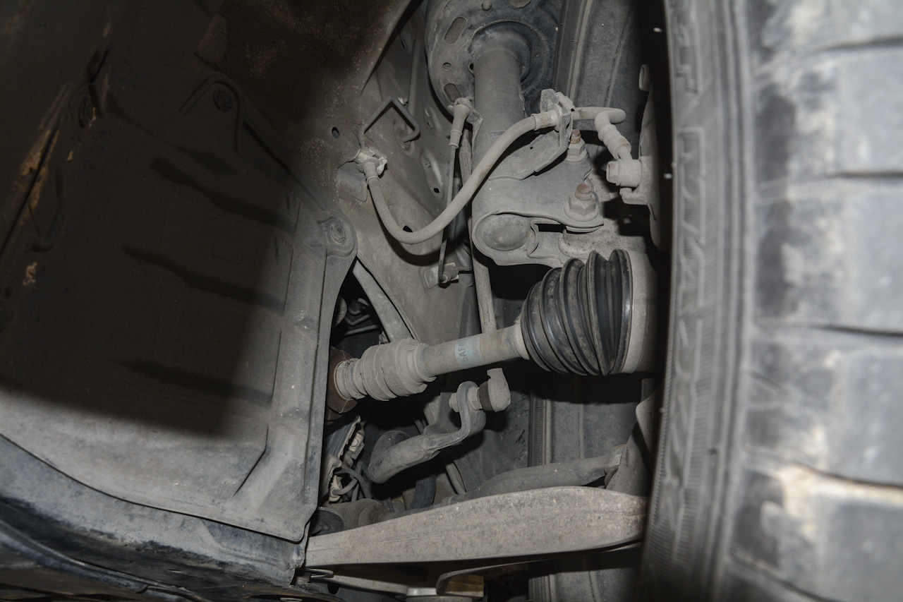 2017款楼兰2.5L自动S/C XV HEV混动四驱旗舰版