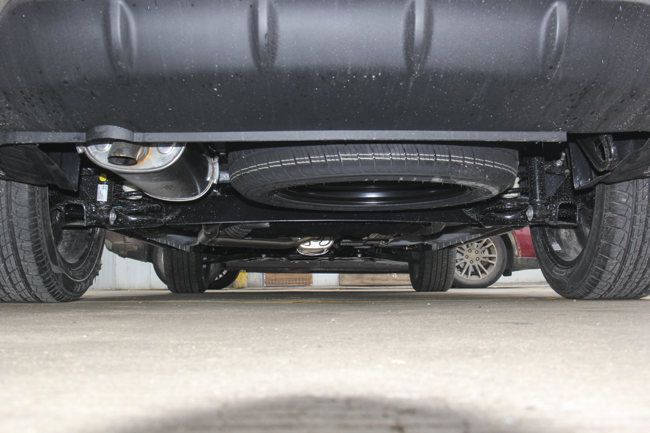 2018款君马SEEK 5（赛克5）1.5T自动领耀版