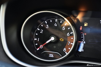 2017款指南者1.4T自动 200T臻享版