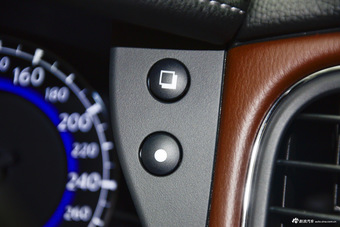 2015款 英菲尼迪QX50 2.5L 自动尊享版